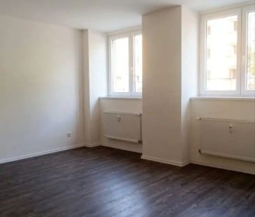 Pronájem bytu 1+kk 33 m - Fotografie 1