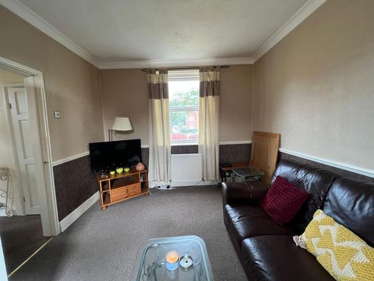 2 bedroom house to rent - Photo 1