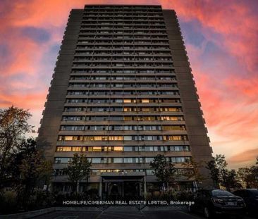 2607 715 Don Mills Road - Photo 1