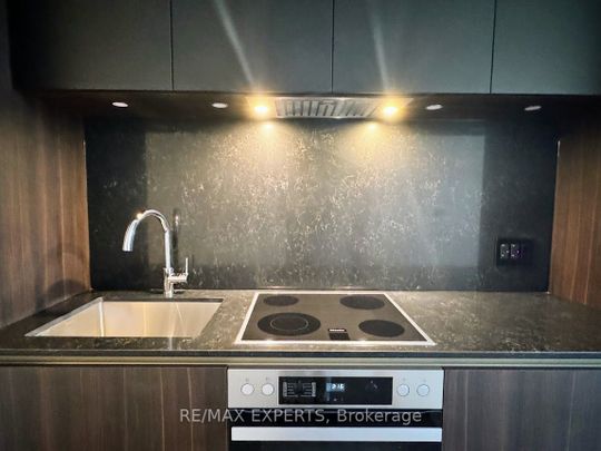 For Lease - 15 Mercer Street Unit# 716, Toronto, Ontario - Photo 1