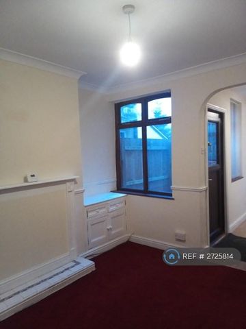 2 bedroom terraced house to rent - Photo 3