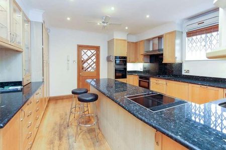 Canons Drive, Edgware, HA8 - Photo 5