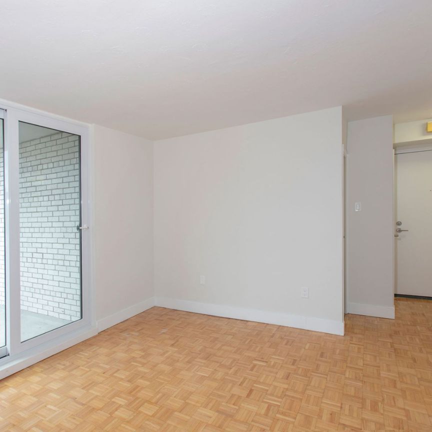 For Lease - 485 Huron Street Unit# 402, Toronto, Ontario - Photo 1