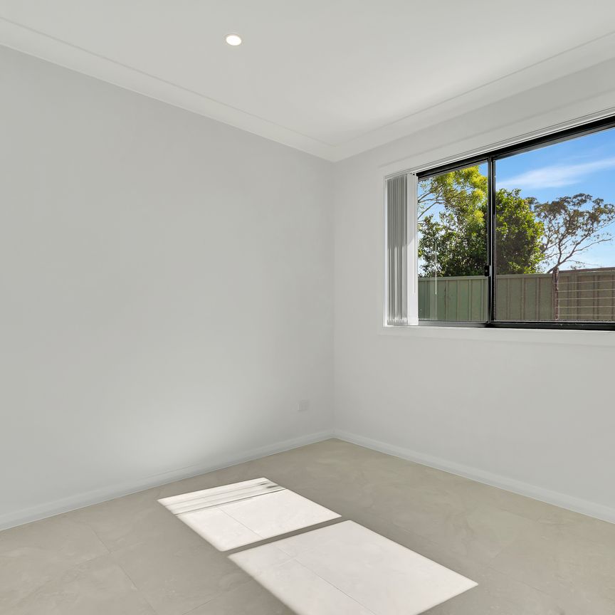8A Atlas Place, Winston Hills NSW 2153 - House For Rent | Domain - Photo 1