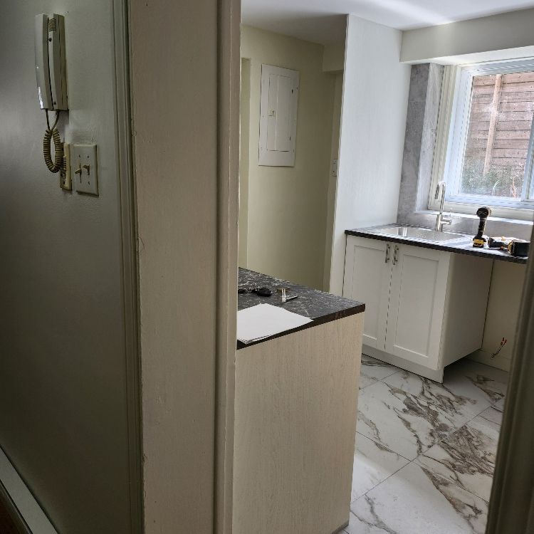 Beau 3.5 Rénové Rue Bordeaux - Photo 1