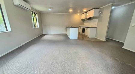 Spacious Family Living in Prime Henderson Location - Photo 3