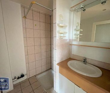 Location Appartement 2 pièces 47m² CLERMONT FERRAND 63000 - Photo 6