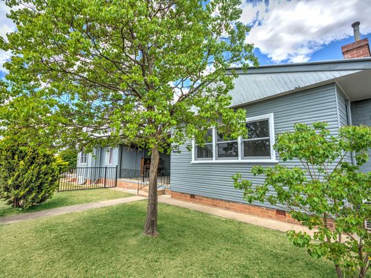 Newly renovated two bedroom unit in South Tamworth - Photo 1