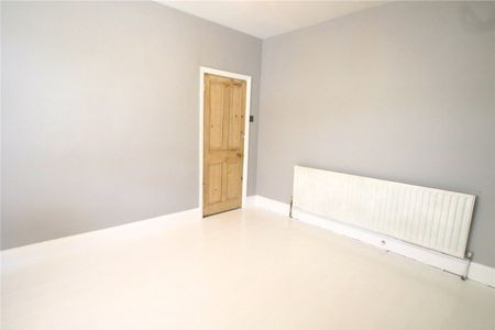 Greville Street, - Photo 4