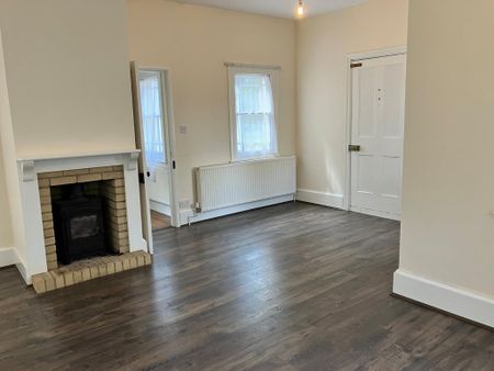 2 bedroom bungalow to rent - Photo 2