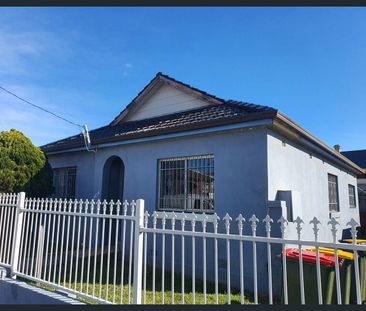 Spacious family home - Photo 1