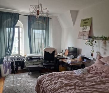 2-Zimmer Wohnung in Denkmal | Lütt Immobilien | Ihr Makler in Kiel ... - Foto 1