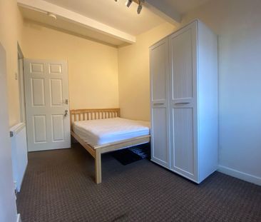 Dobson Road, Bolton - Photo 3