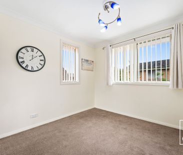 Spacious Townhouse In Prime Fairy Meadow Location - Photo 5