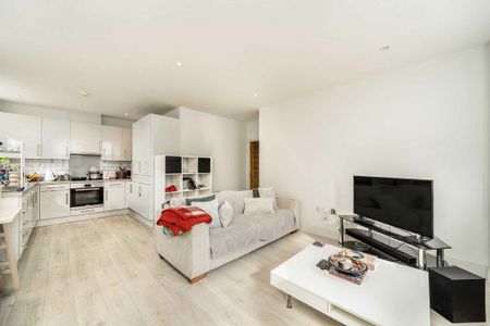 1 bedroom flat to rent - Photo 2