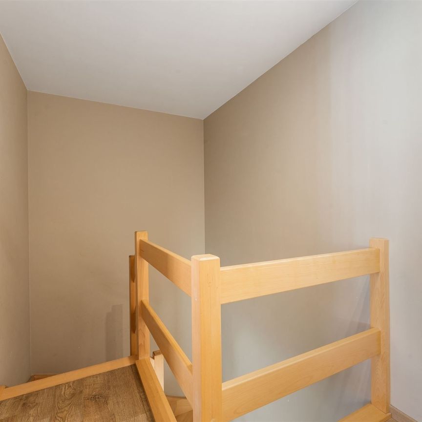 RECENTE VERZORGDE WONING - Photo 1