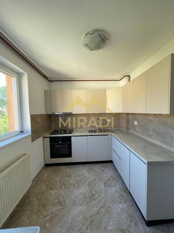 Inchirieri Apartamente 3 camere Bucuresti - Photo 2
