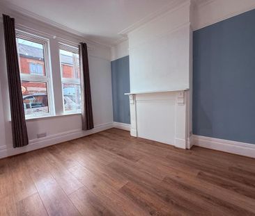 4 bedroom terraced house to rent - Photo 2