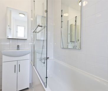 Longridge Road, SW5, London - Photo 3