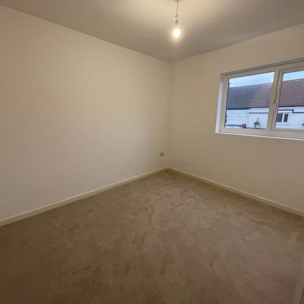 Oswald Road, Scunthorpe - Photo 1