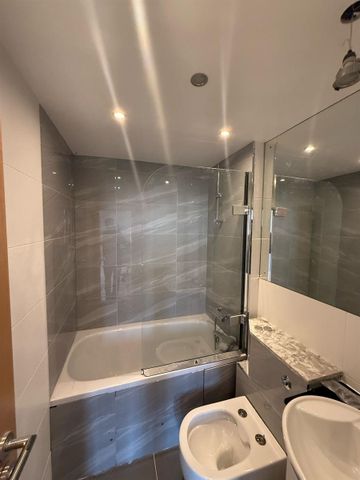 Clive Court, London - Photo 5