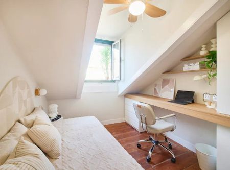 Largo Vitorino Damásio, Lisbon, Lisbon 1200-872 - Photo 4