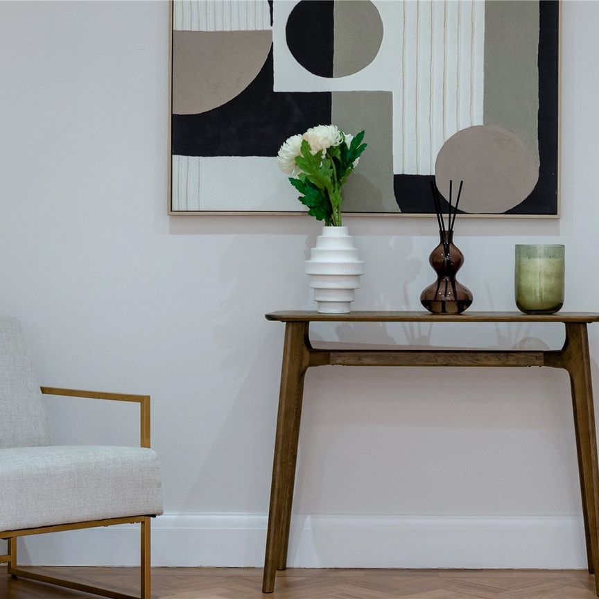 Stunning Four-Bedroom Family Home with Roof Terrace & Hyde Park Views – Hyde Park Square, W2 - Photo 1