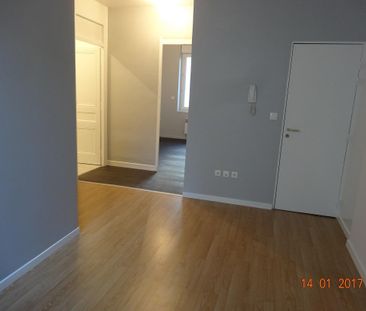 Location Appartement 2 pièces 39m² VILLEURBANNE 69100 - Photo 3