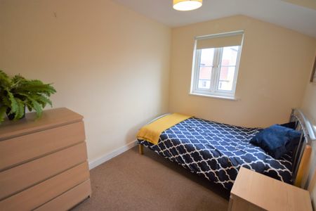 6 Bedroom Student Property- Horfield - Photo 4