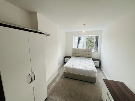 West Parade Flats, Halifax - Photo 4