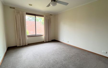 Double Storey 4 Bedroom Home plus Study – South Shepparton - Photo 2