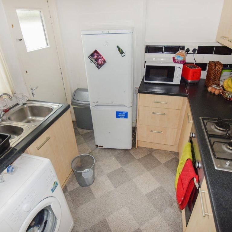 Seaford Road, Salford - Photo 1
