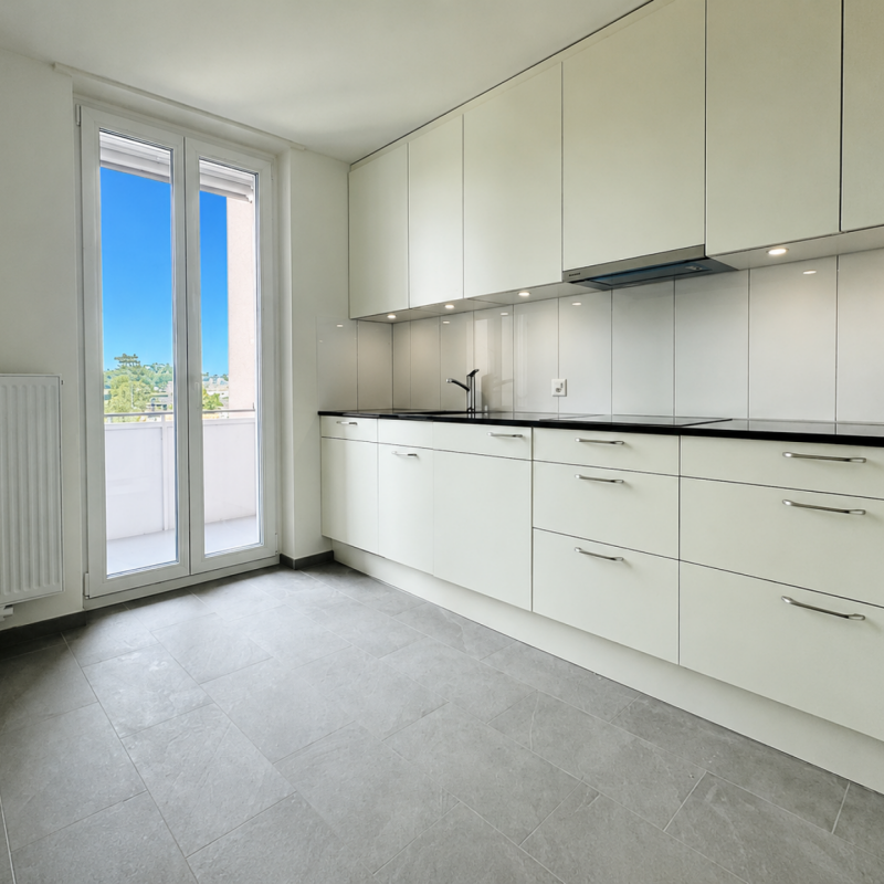 Schöne 2.5-Zimmerwohnung im 2. OG (w4) mit Balkon, eigener Waschmaschine und Kellerabteil - Foto 1