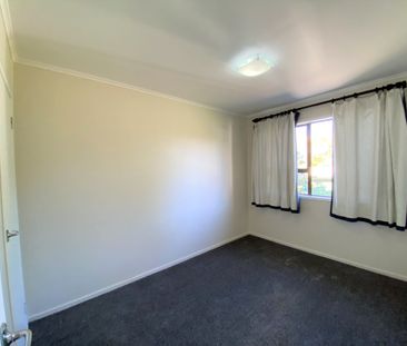 3 Bedrooms on Oreil Avenue - Photo 5