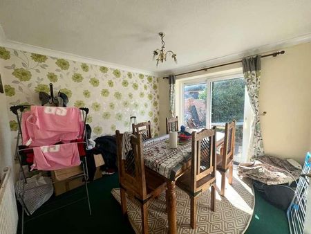 Flatford Drive, Clacton-on-sea, CO16 - Photo 4