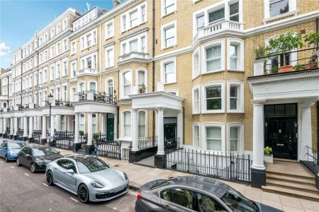 2 bedroom flat in Kensington - Photo 4