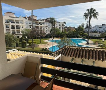 Piso de alquiler en Calle José Manuel Caballero Bonald, 5, Nueva Al... - Photo 3