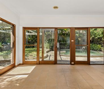 Ultimate Family Home Positioned Perfectly in Heart of Chatswood - Photo 3