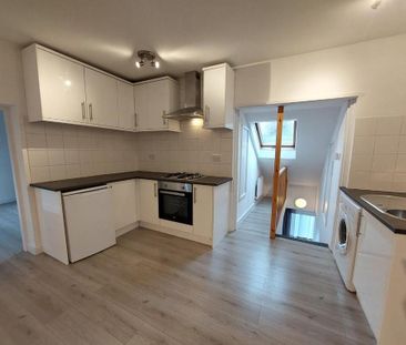 2 bedroom apartment to rent - Photo 6