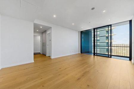 “Brand New Three Bedroom with Carspace Next to Metro Station” - Photo 5