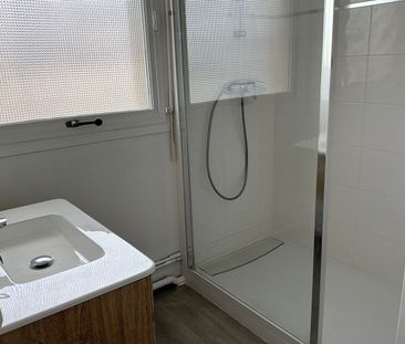 Location Appartement 2 pièces 59m² - Photo 5