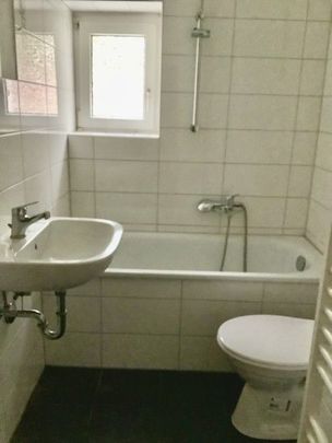 Komm nach Heiligenhaus 2 renovierte Zimmer mit neuem Bad und Balkon - Photo 1