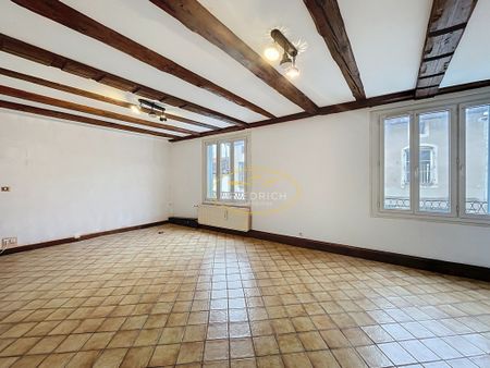 Location Appartement 4 pièces 92m² LIGNY EN BARROIS 55500 - Photo 2