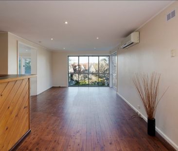 10 Yannina Avenue, Hornsby Heights NSW 2077 - House For Rent | Domain - Photo 1