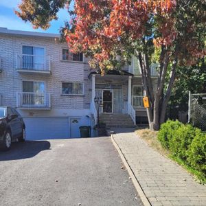 5 1/2 Anjou à louer - Photo 2