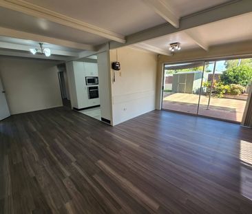 Modern Comforts, Massive Workshop, Dual Access – The Complete Famil... - Photo 2