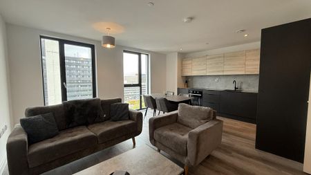 3 bedroom apartment to rent - Photo 3