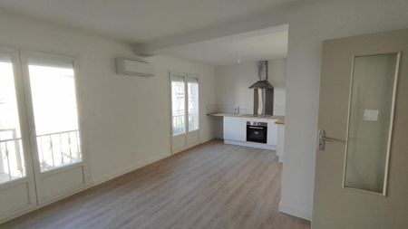 Location Appartement 3 pièces 61m² RIVESALTES 66600 - Photo 2
