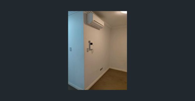 One Bedroom +Secure Parking - Photo 1