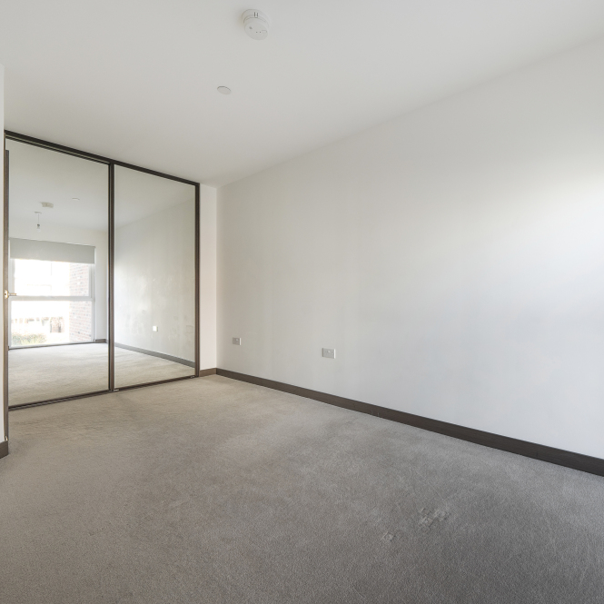 2 bedroom property to rent - Photo 1